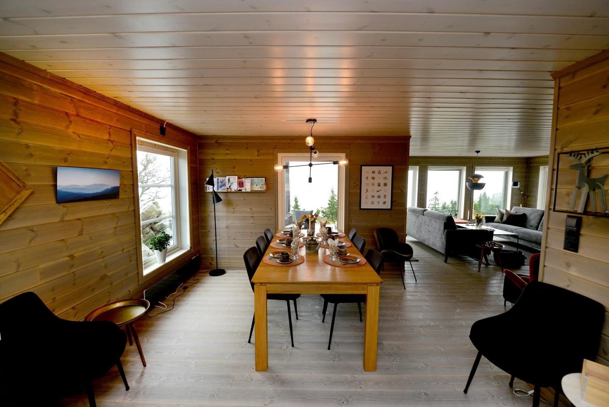 In-out At Lifjell-mountain With Majestic Views Close To Bo Sommarand *